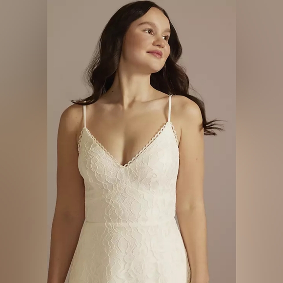 High-low Lace Spaghetti Strap V-neck Wedding Dress - Picture 4 of 13